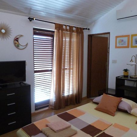 Apartments Eva Sukošan Esterno foto