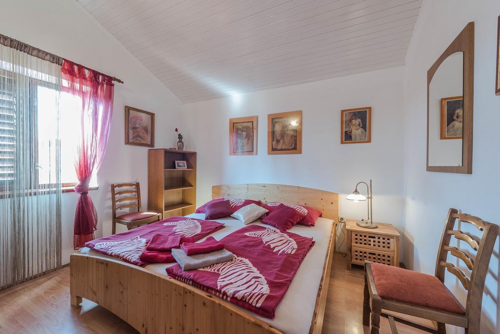 Apartments Eva Sukošan Esterno foto